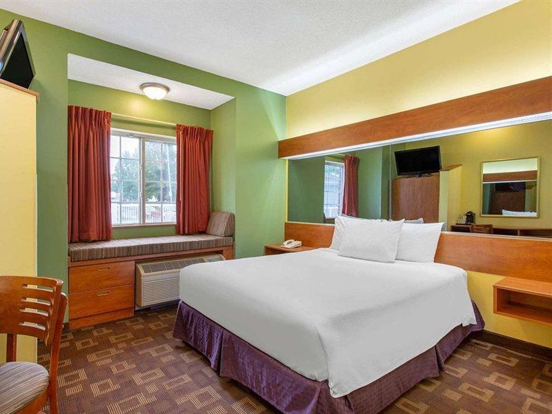 Microtel Inn & Suites By Wyndham Charlotte/Northlake Exterior photo